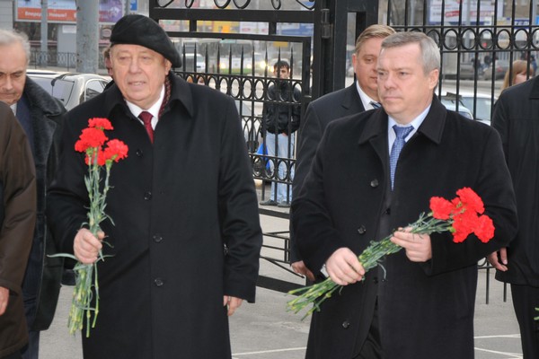 Губернатор Ростовской области В.Ю. 
Голубев  посетил РГУПС
